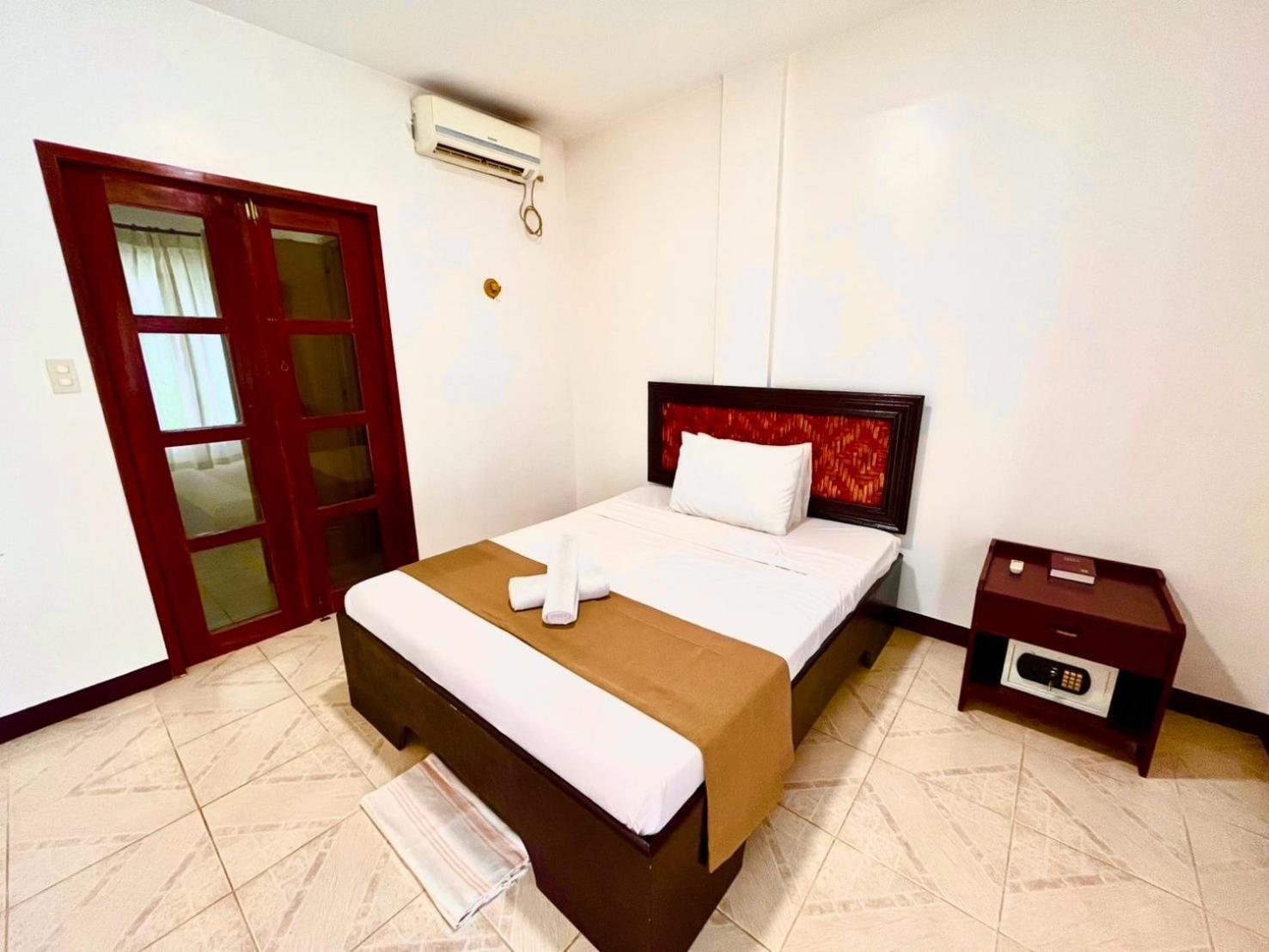 Chiisai Natsu Resort Bolod  Extérieur photo
